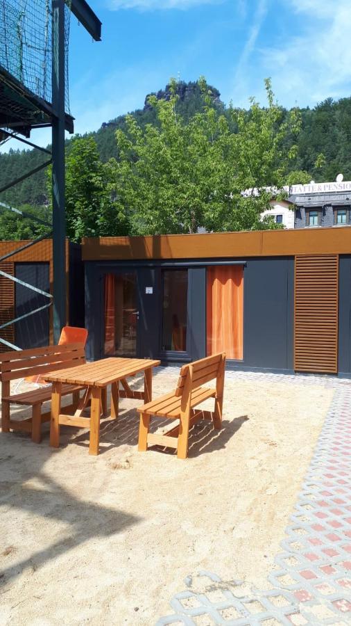 Campingplatz Am Treidlerweg Hotel Кьонихщайн ан дер Елбе Екстериор снимка