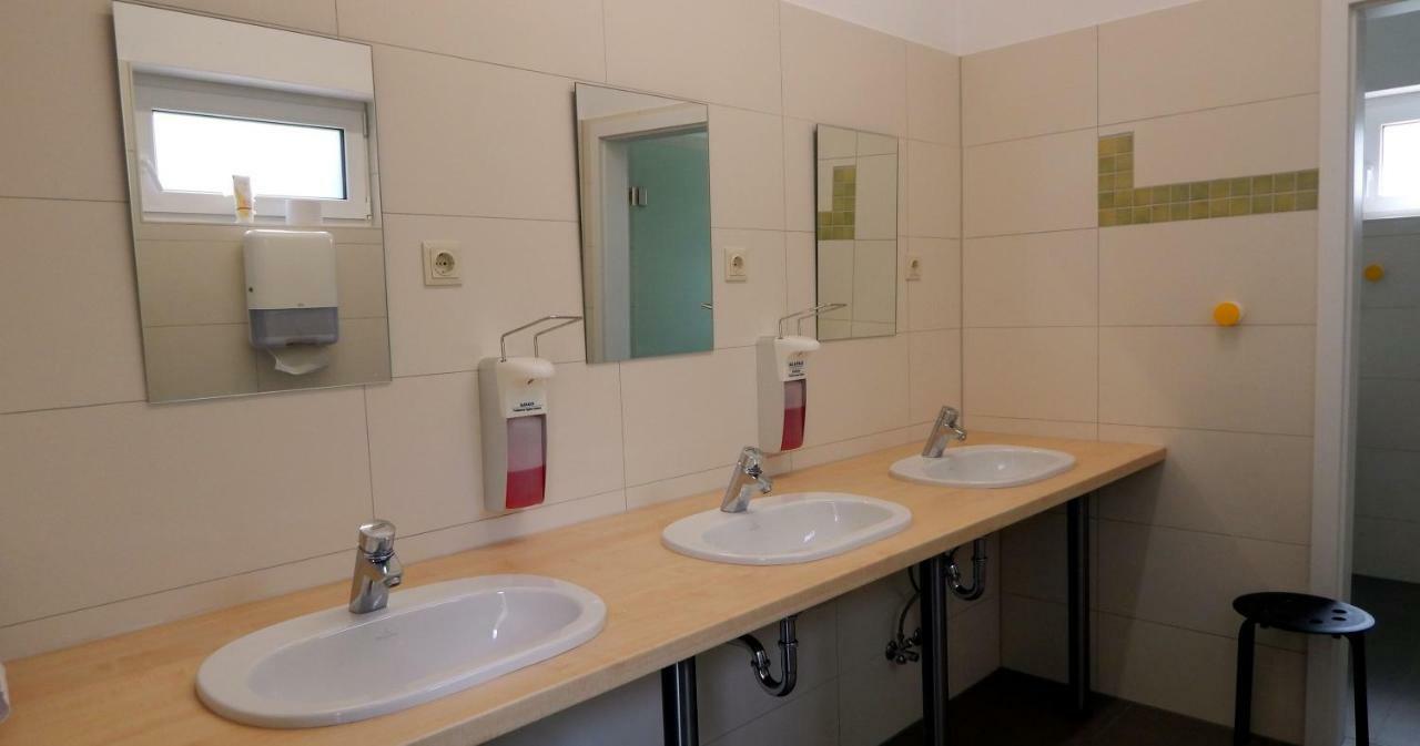Campingplatz Am Treidlerweg Кьонихщайн ан дер Елбе Екстериор снимка