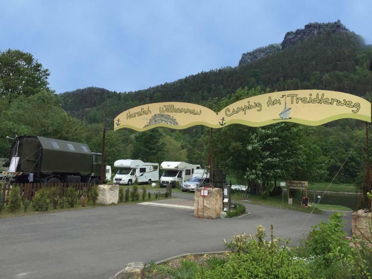 Campingplatz Am Treidlerweg Кьонихщайн ан дер Елбе Екстериор снимка